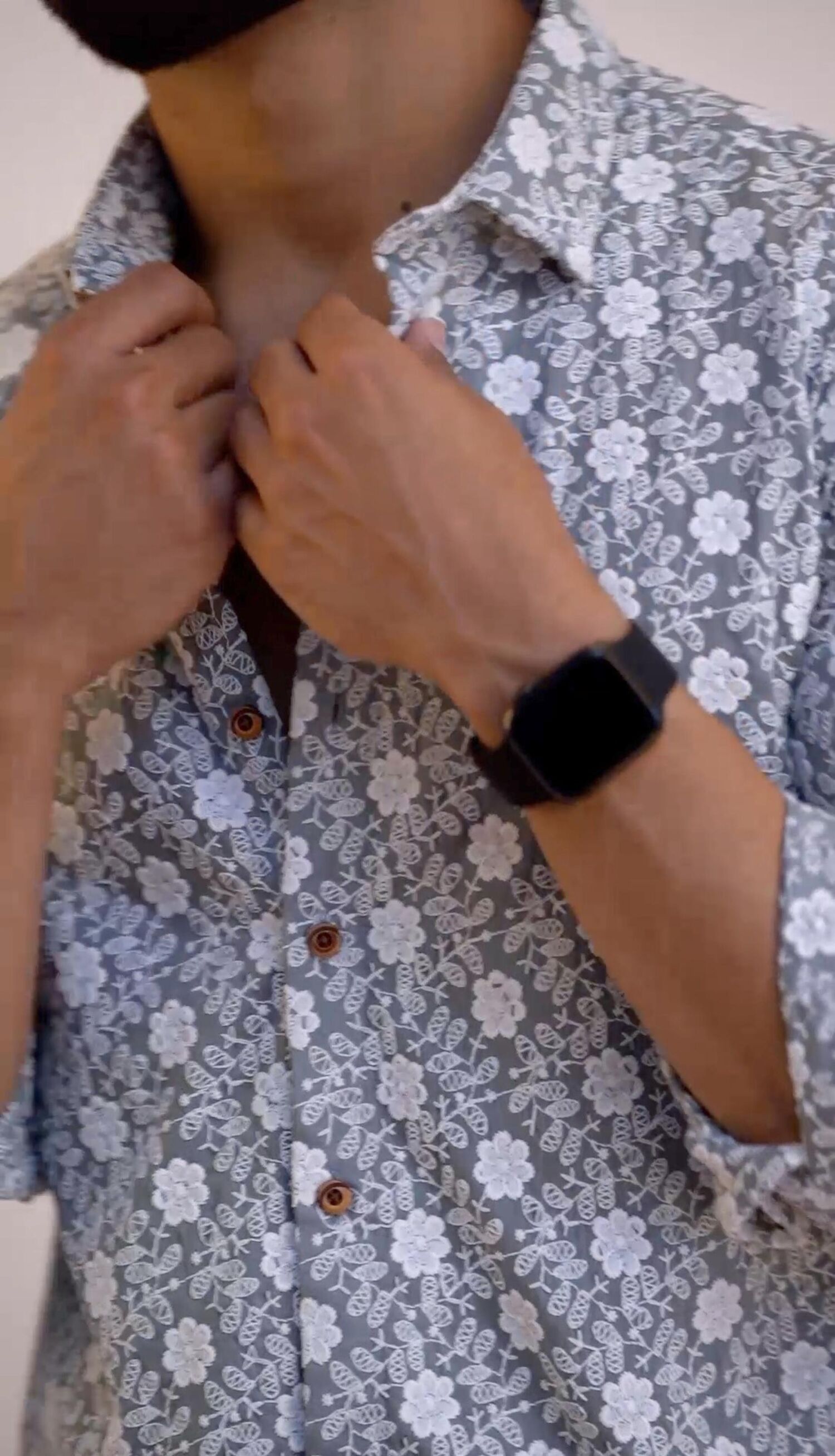 Elegant motif embroidery design